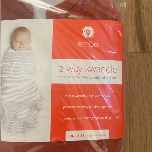 Embe two way swaddle (0-4 months) NIP - Picture 2 of 4